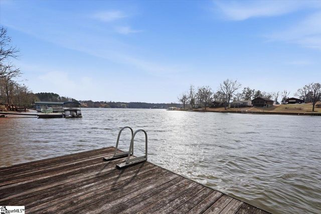 412 Rockcove Road, Inman, SC 29349