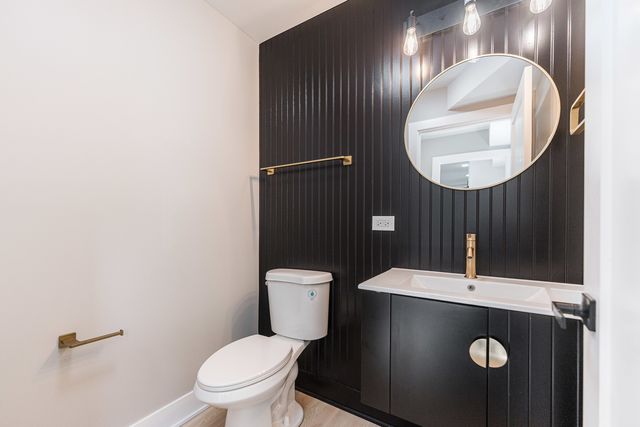 147 W North Avenue, Lombard, IL 60148