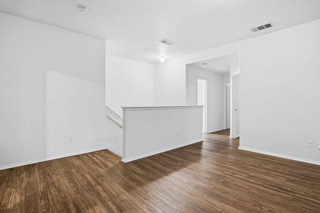 700 locustberry, Red Oak, TX 75154