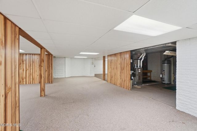 5246 Spring Creek Lane, Sylvania, OH 43560