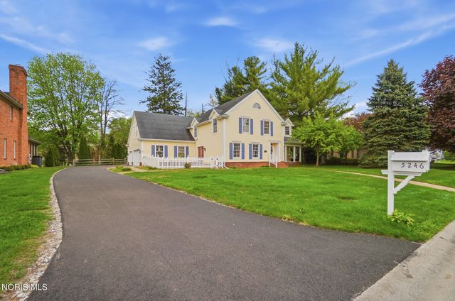 5246 Spring Creek Lane, Sylvania, OH 43560