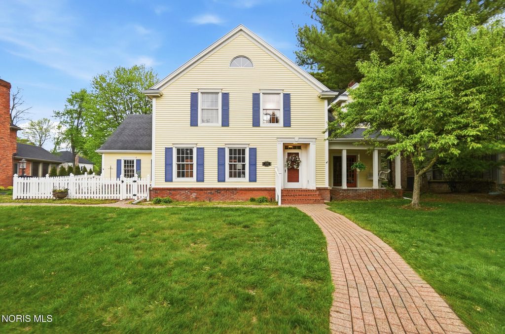 5246 Spring Creek Lane, Sylvania, OH 43560