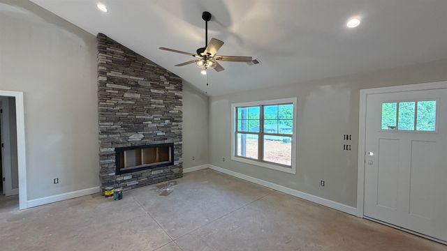 1079 N Green River, Gaffney, SC 29341