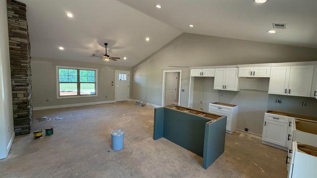 1079 N Green River, Gaffney, SC 29341