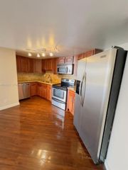 800 Parkview Dr 611, Hallandale Beach, FL 33009