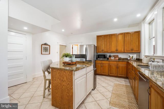 7212 BLAIR RD NW, Washington, DC 20012