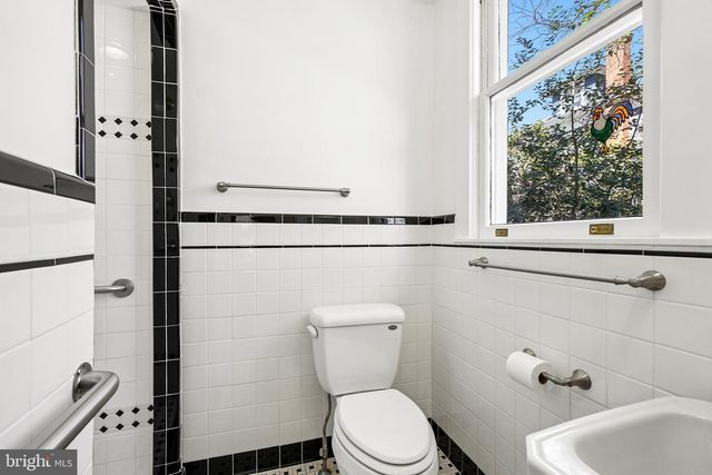 7212 BLAIR RD NW, Washington, DC 20012