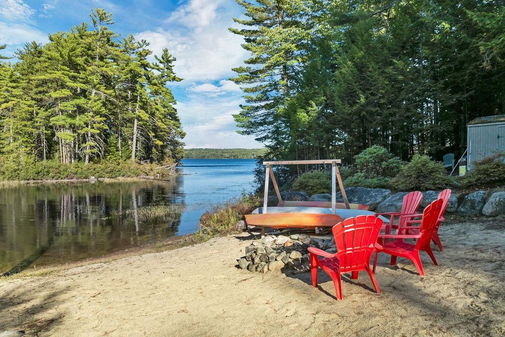 18 Walker Pond Road, Conway, NH 03818