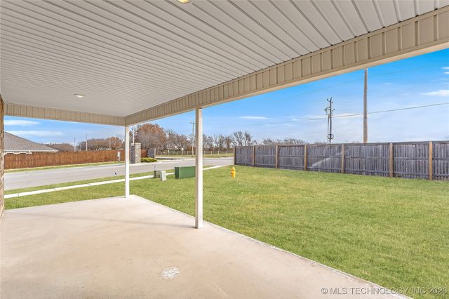 12901 S 21st Place E, Jenks, OK 74037