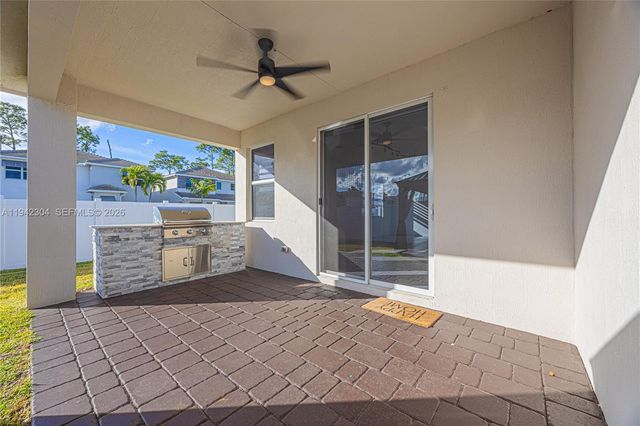 7214 Rockwood Rd, Jupiter, FL 33458