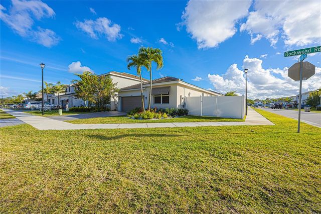7214 Rockwood Rd, Jupiter, FL 33458