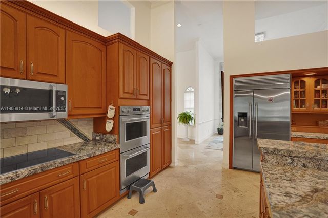 21190 Sweetwater Lane N, Boca Raton, FL 33428