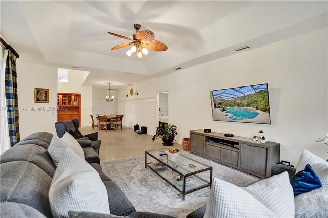 21190 Sweetwater Lane N, Boca Raton, FL 33428