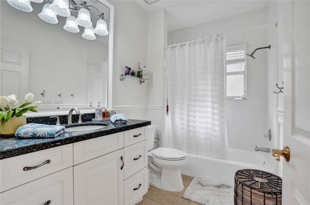 21190 Sweetwater Lane N, Boca Raton, FL 33428