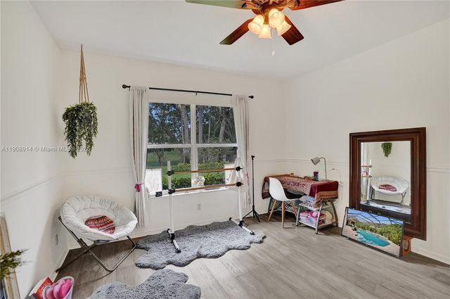 21190 Sweetwater Lane N, Boca Raton, FL 33428