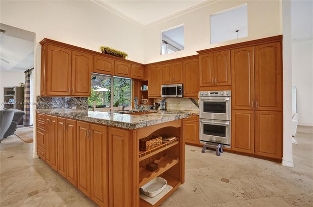 21190 Sweetwater Lane N, Boca Raton, FL 33428