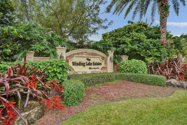 21190 Sweetwater Lane N, Boca Raton, FL 33428
