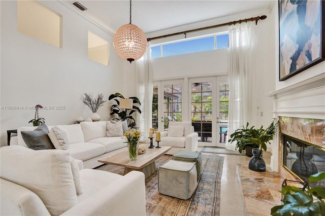 21190 Sweetwater Lane N, Boca Raton, FL 33428