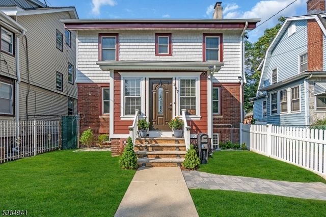267 Weequahic Ave, Newark City, NJ 07112