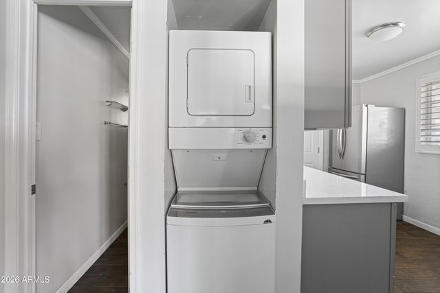 3426 N MILLER Road 8, Scottsdale, AZ 85251