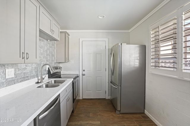 3426 N MILLER Road 8, Scottsdale, AZ 85251