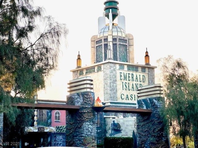 203 West Pacific Avenue, Henderson, NV 89015