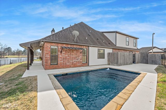 9675 Heron Springs Drive, Shreveport, LA 71106