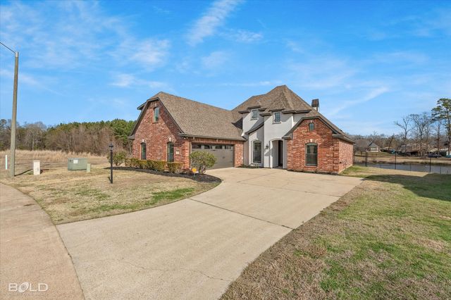 9675 Heron Springs Drive, Shreveport, LA 71106
