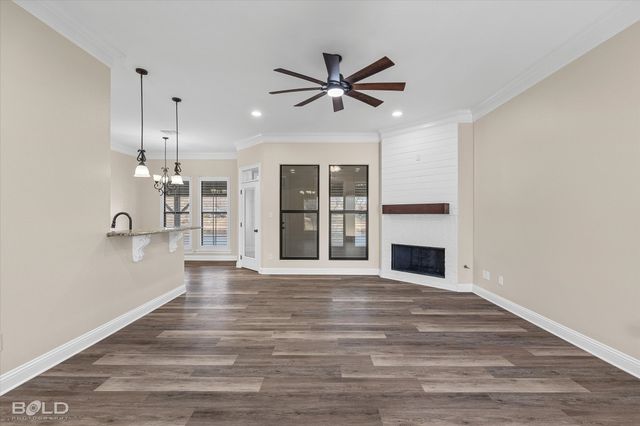 9675 Heron Springs Drive, Shreveport, LA 71106