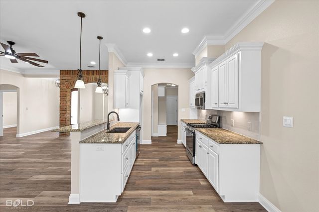 9675 Heron Springs Drive, Shreveport, LA 71106