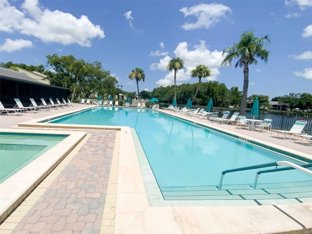 3161 LAKE PINE WAY S H1, Tarpon Springs, FL 34688