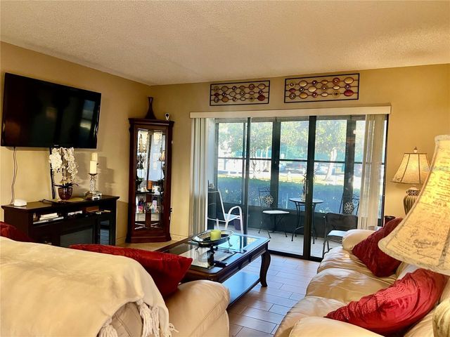 3161 LAKE PINE WAY S H1, Tarpon Springs, FL 34688