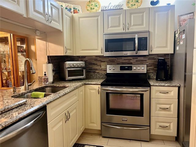 3161 LAKE PINE WAY S H1, Tarpon Springs, FL 34688