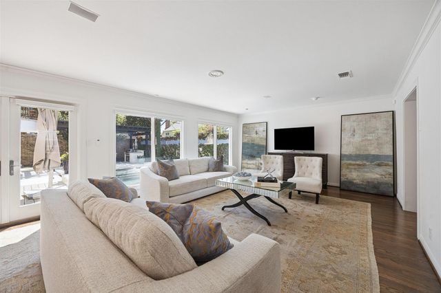 3109 Avalon Place, Houston, TX 77019