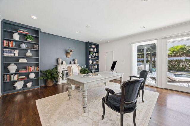 3109 Avalon Place, Houston, TX 77019