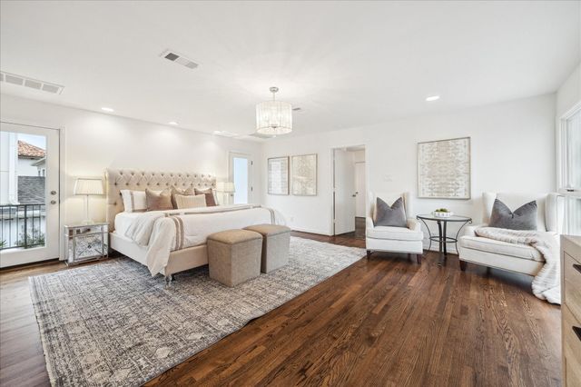 3109 Avalon Place, Houston, TX 77019