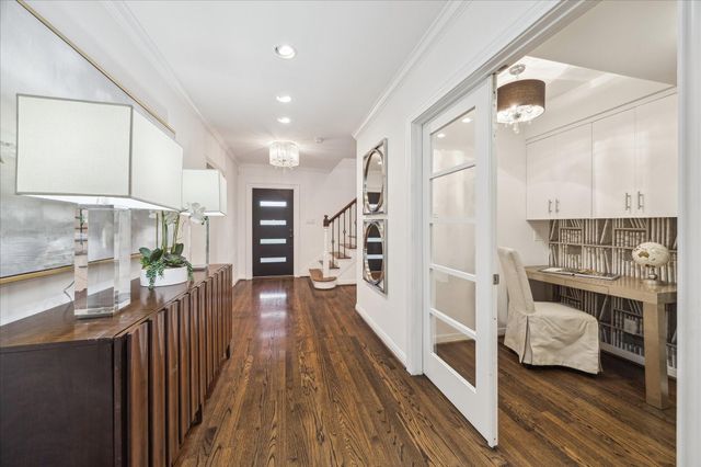 3109 Avalon Place, Houston, TX 77019