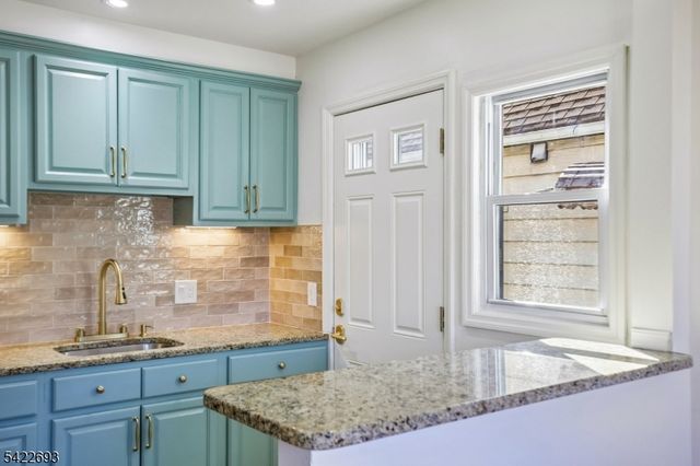 43 Rhode Island Ave, East Orange City, NJ 07018