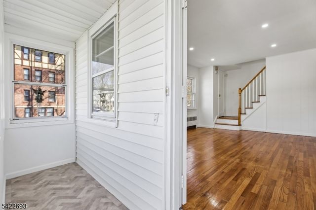 43 Rhode Island Ave, East Orange City, NJ 07018