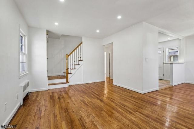 43 Rhode Island Ave, East Orange City, NJ 07018