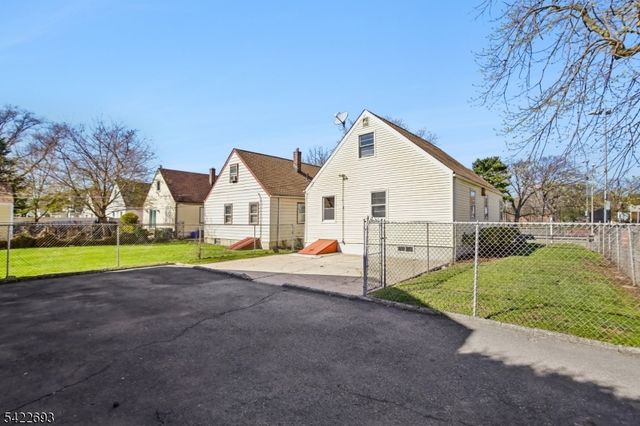 43 Rhode Island Ave, East Orange City, NJ 07018