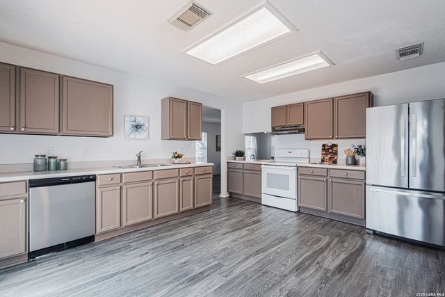 21914 Kenton Croft, San Antonio, TX 78258
