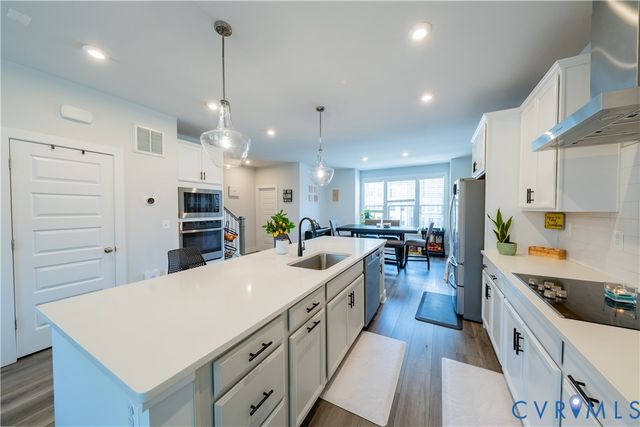 586 Hazel Dr, Henrico, VA 23233