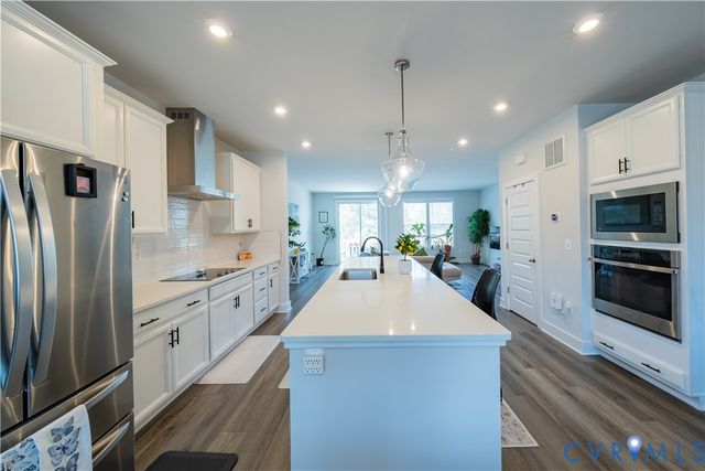 586 Hazel Dr, Henrico, VA 23233