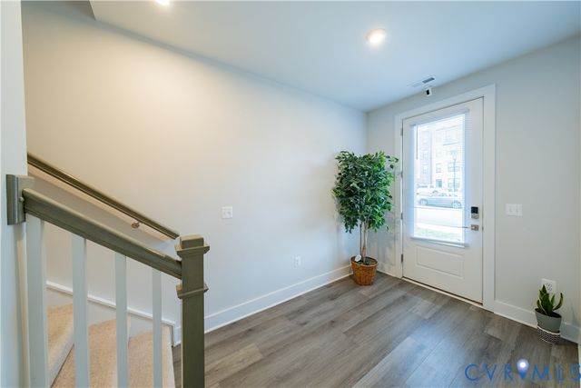 586 Hazel Dr, Henrico, VA 23233