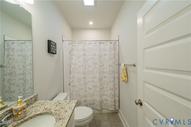 586 Hazel Dr, Henrico, VA 23233