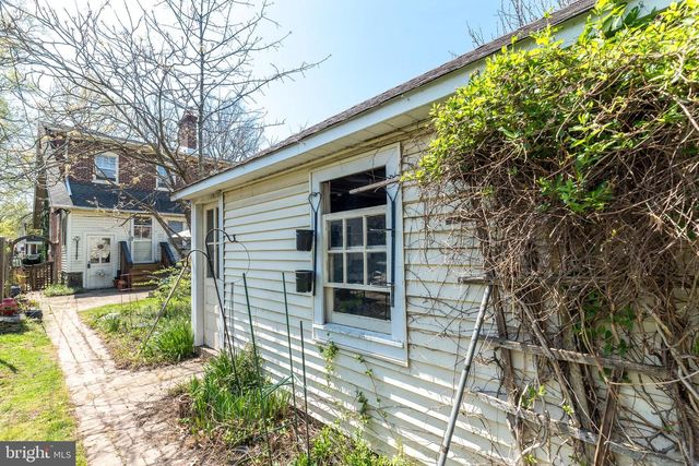 413 PERKIOMEN AVE, Lansdale, PA 19446