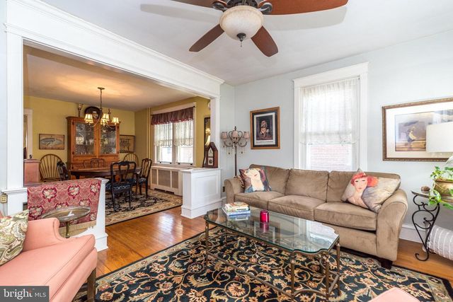 413 PERKIOMEN AVE, Lansdale, PA 19446