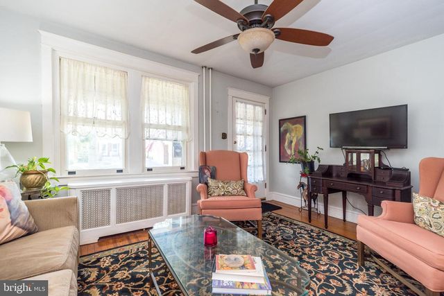 413 PERKIOMEN AVE, Lansdale, PA 19446