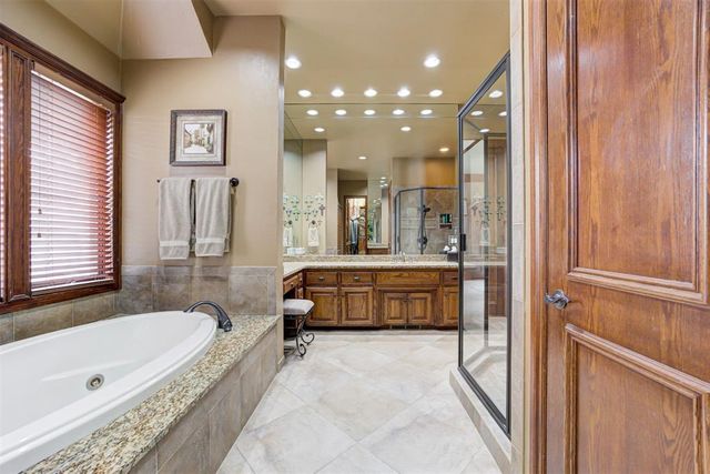 1916 Worthington Lane, Edmond, OK 73013